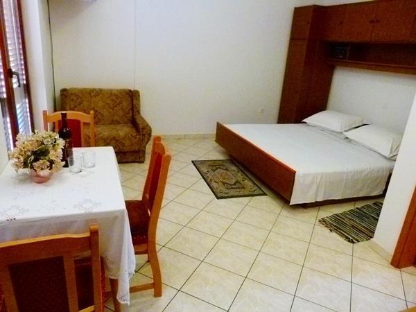 Apartments Nino Seget Vranjica Chambre photo