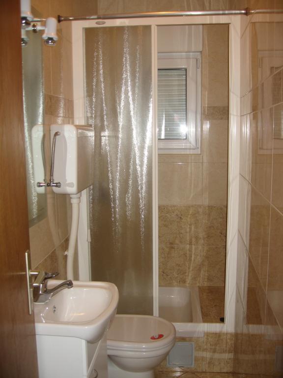 Apartments Nino Seget Vranjica Chambre photo