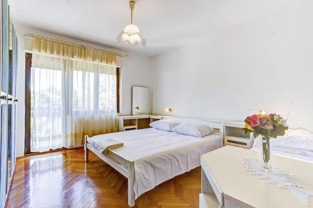 Apartments Nino Seget Vranjica Chambre photo
