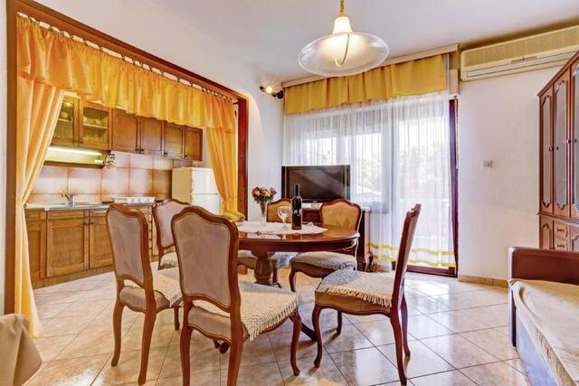 Apartments Nino Seget Vranjica Chambre photo