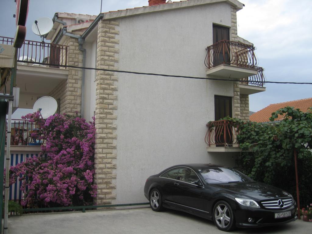 Apartments Nino Seget Vranjica Extérieur photo