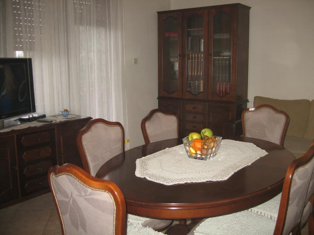 Apartments Nino Seget Vranjica Chambre photo
